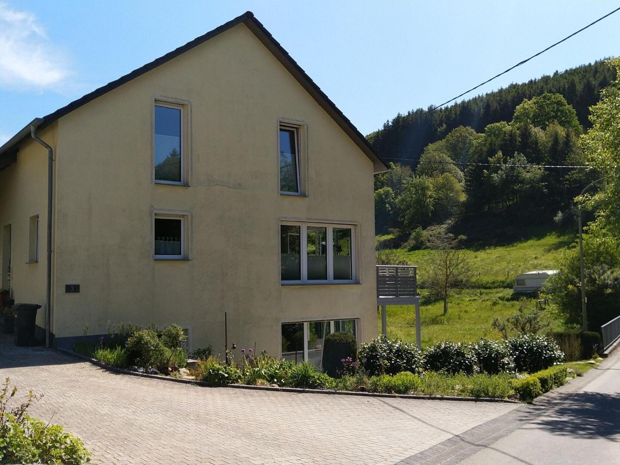 Apartment With Terrace And View Merschbach Екстер'єр фото